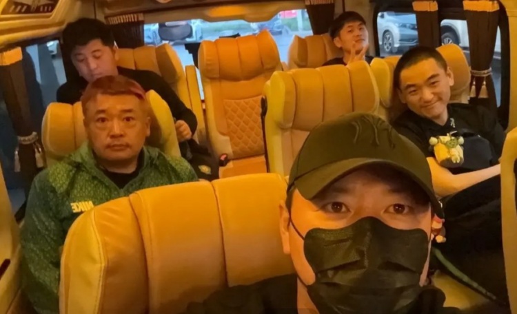  國安教練組現(xiàn)場觀賽泰超，本周和兩支當?shù)厍蜿牊嵘砗蠡貒? class=