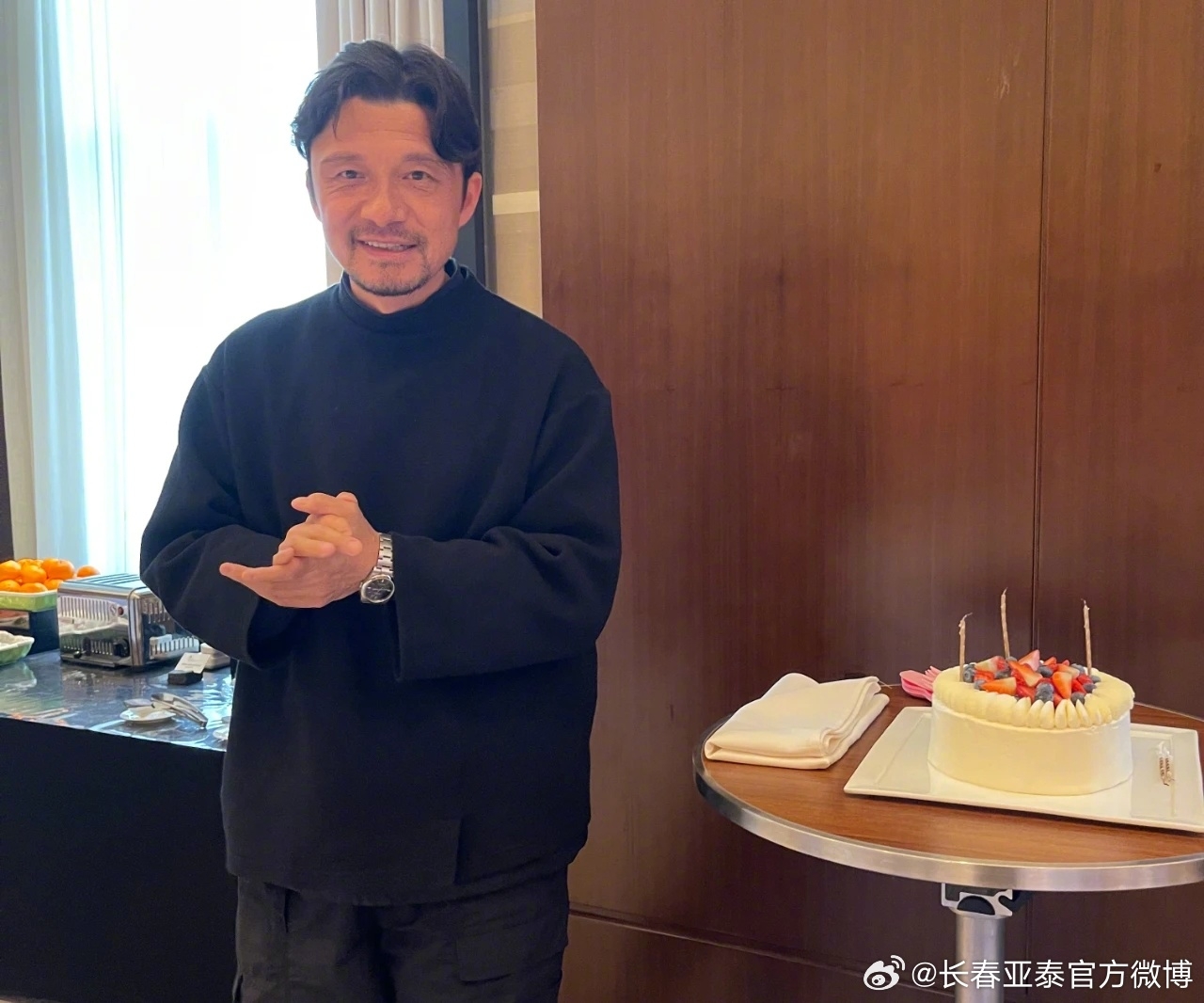  謝指導(dǎo)生日快樂(lè)！