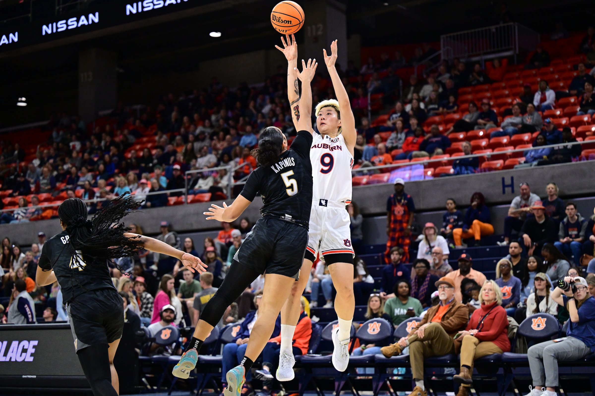  征戰(zhàn)NCAA！鄧雨婷：不太喜歡被稱為“李夢接班人” 未來想進(jìn)WNBA