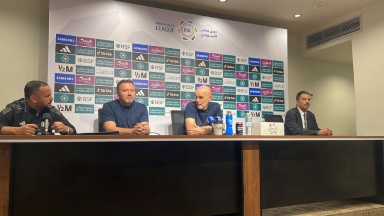  皮奧利：球隊(duì)并未因推遲開球而受影響，利雅得勝利配得上勝利