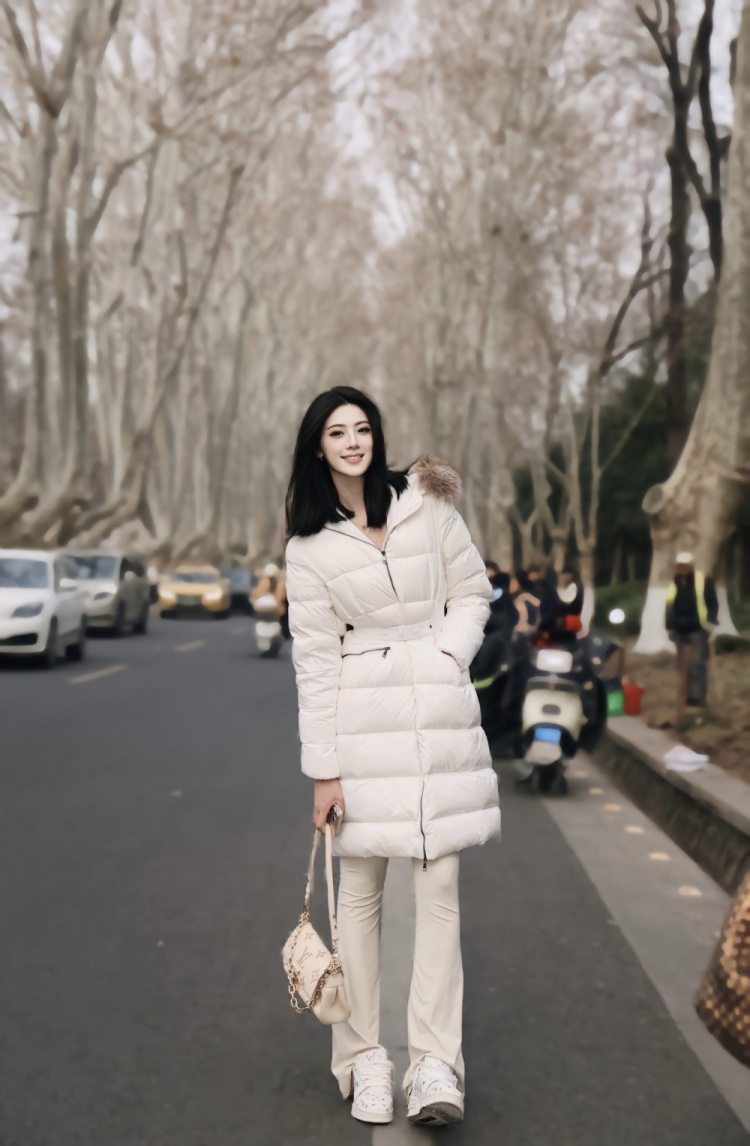 煙雨下江南！卓識(shí)游南京：卿言一句梧桐美 吾種梧桐滿京城