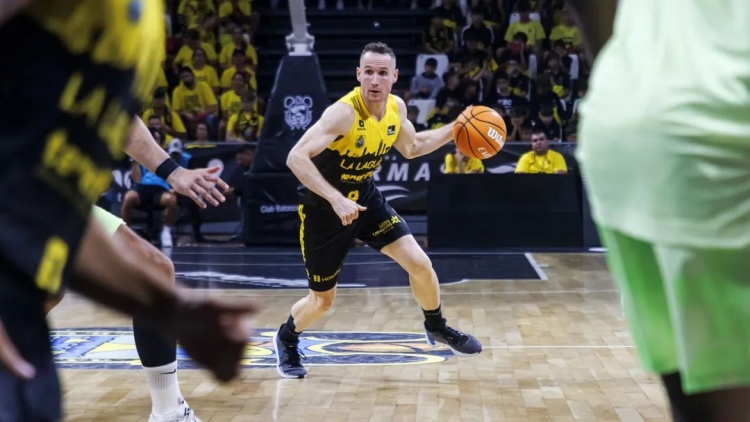  NBA初代老六，42歲進(jìn)入生涯巔峰？！