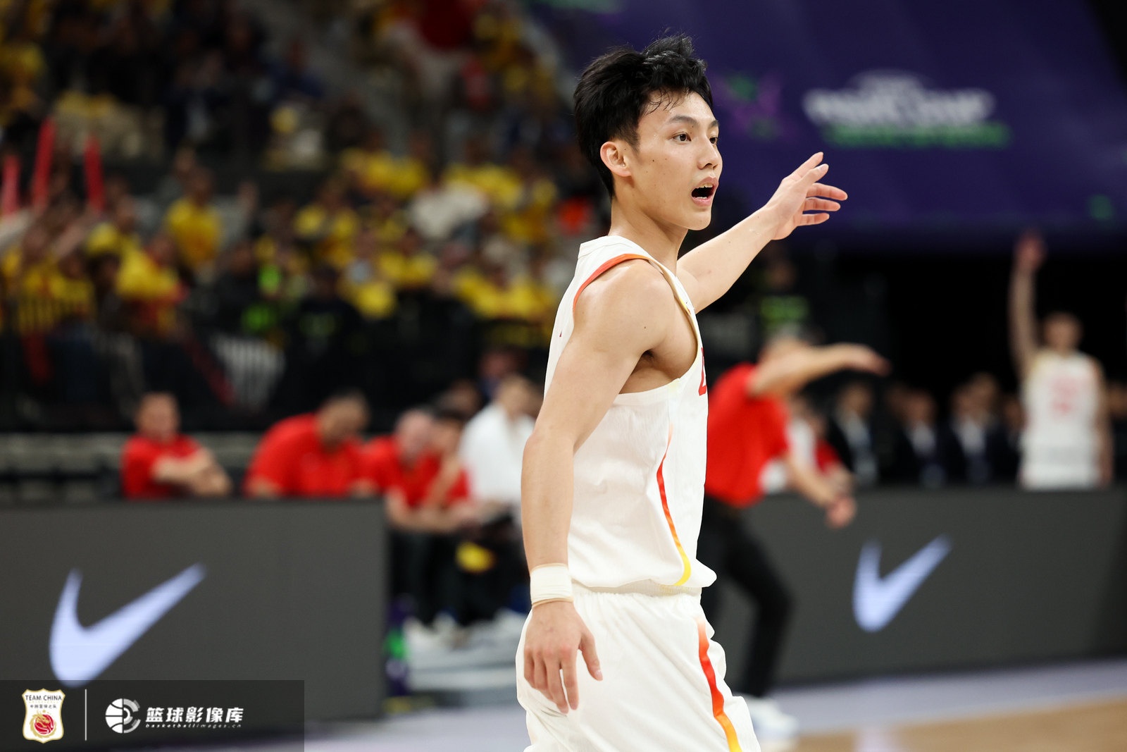  首發(fā)出戰(zhàn)不在狀態(tài)！徐杰全場(chǎng)3中0沒(méi)得分 拿到3板1助2斷另2失誤
